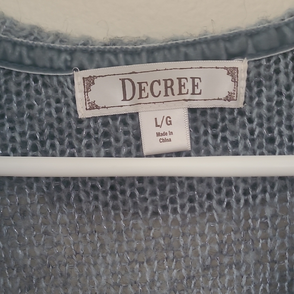 Decree Gray Ruffled Knit Shrug - Picture 2 of 3